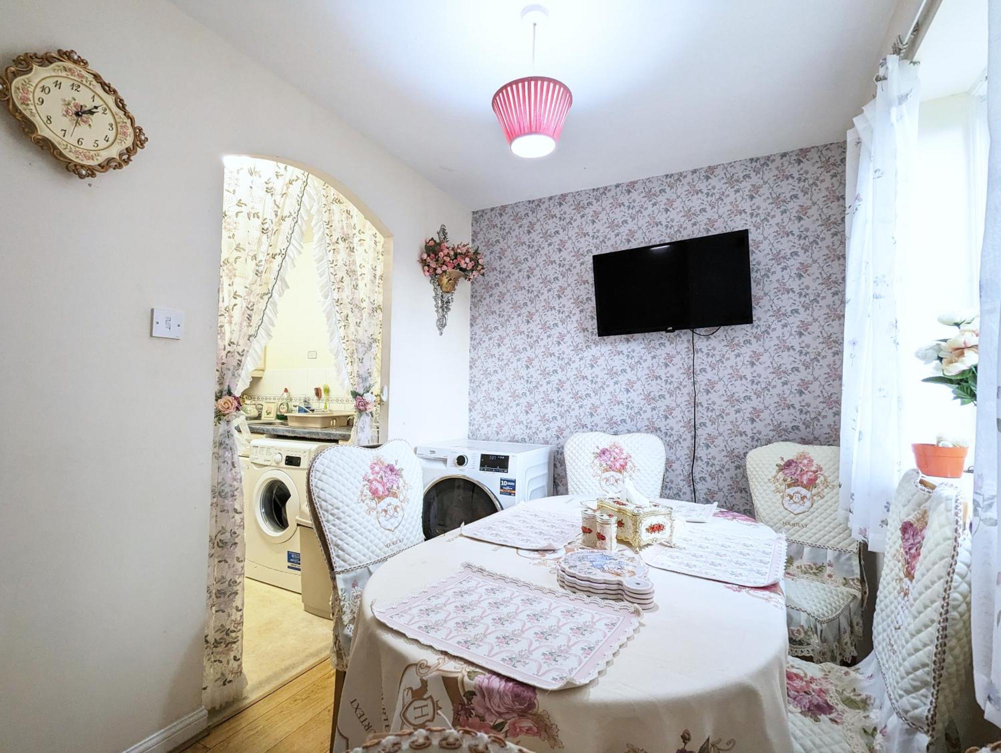 Apartment Centre Vintage Theme Guest Free Parkin *